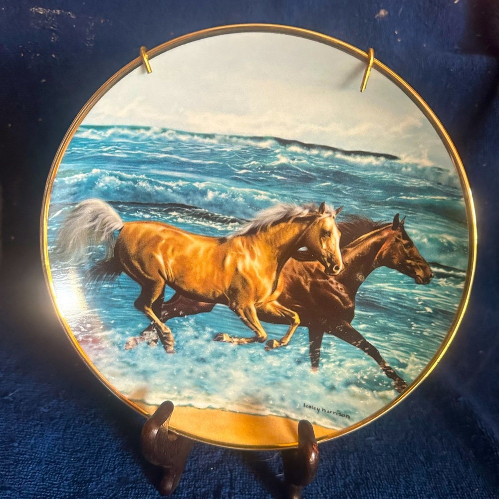 Surf Runners Horse Plate Danbury Mint Collection Lesley Harrison Wild at Heart